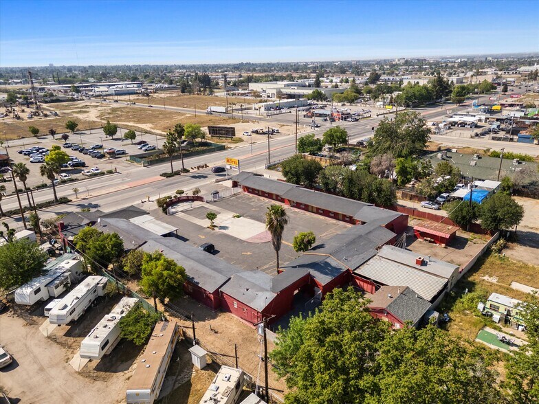 More Photos Of 900 S Union Ave, Bakersfield Hotel For Sale