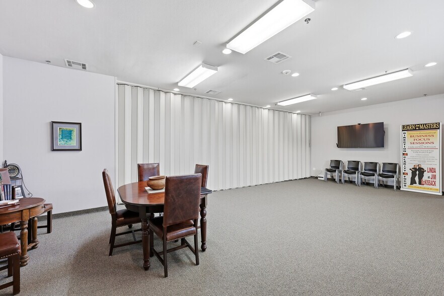 More Photos Of 3605 Yucca Dr, Flower Mound Medical For Lease