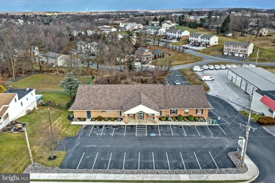 2793 S Queen St, Dallastown, PA 17313 Retail For Lease