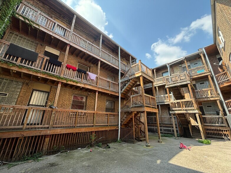 More Photos Of , Chicago Multifamily For Sale