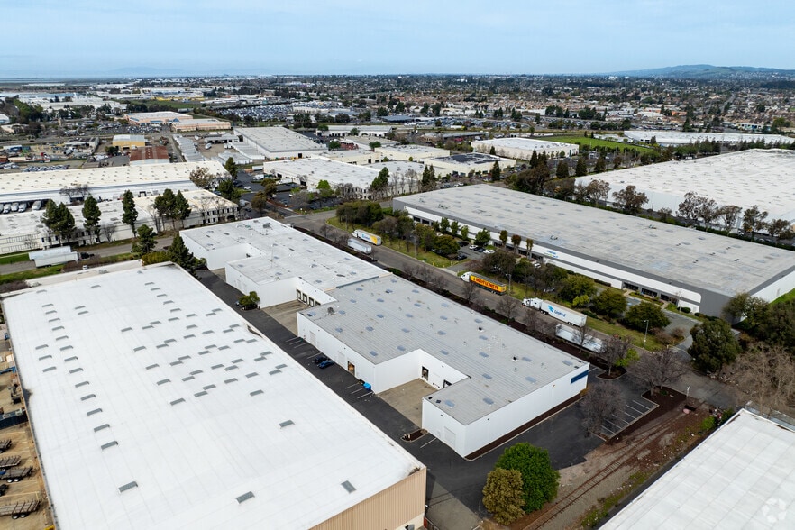 More Photos Of 1580 Zephyr Ave, Hayward Warehouse For Lease