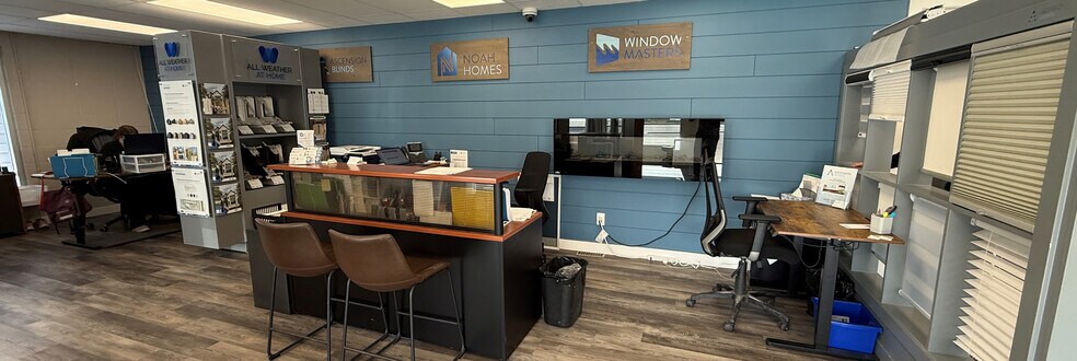 More Photos Of 5214 Gaetz Ave, Red Deer Auto Dealership For Sale