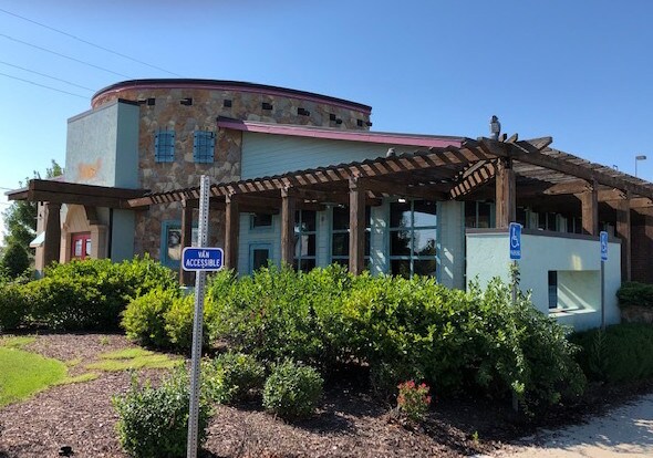 More Photos Of 3080 Iowa St, Lawrence Restaurant For Lease