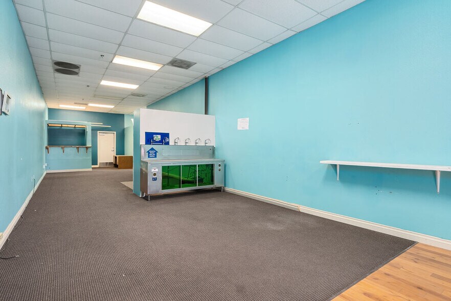 More Photos Of 1461-1475 Creston Rd, Paso Robles Unknown For Lease