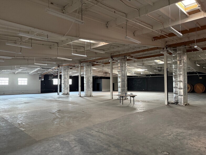 More Photos Of 4747 W Century Blvd, Inglewood Storefront For Lease