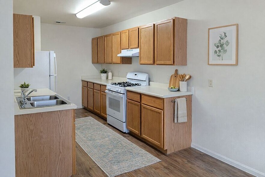 More Photos Of 1041 W 24th St, Rifle Apartments For Sale