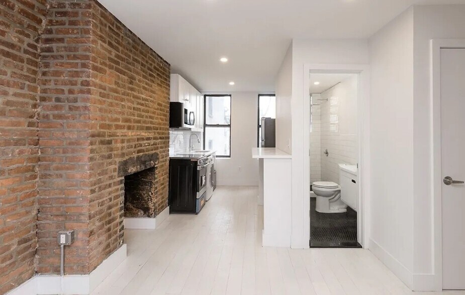 More Photos Of 317 E 5th St, New York Apartments For Lease