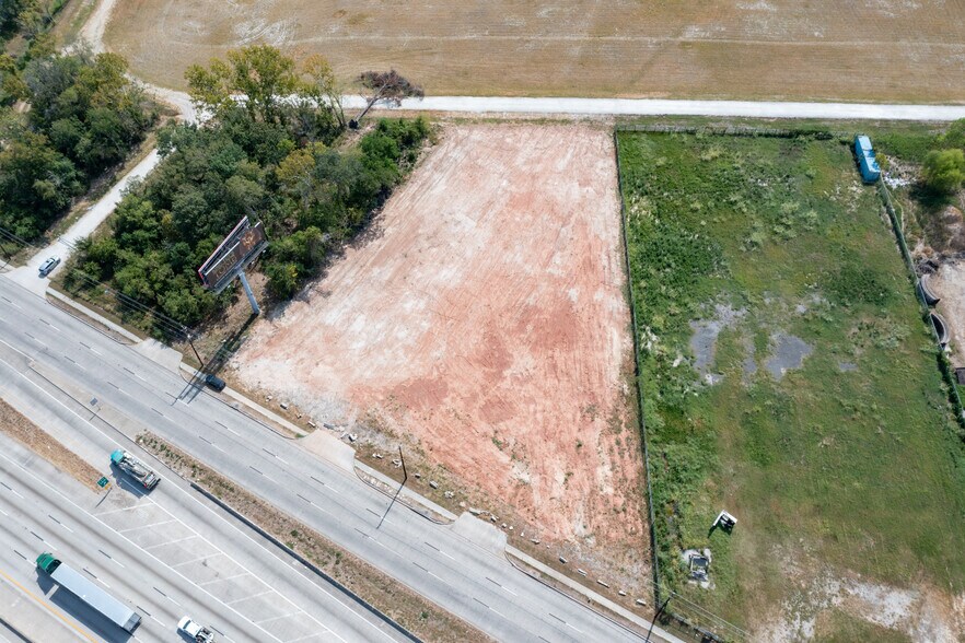 More Photos Of 11324 Eastex fwy, Houston Land For Sale