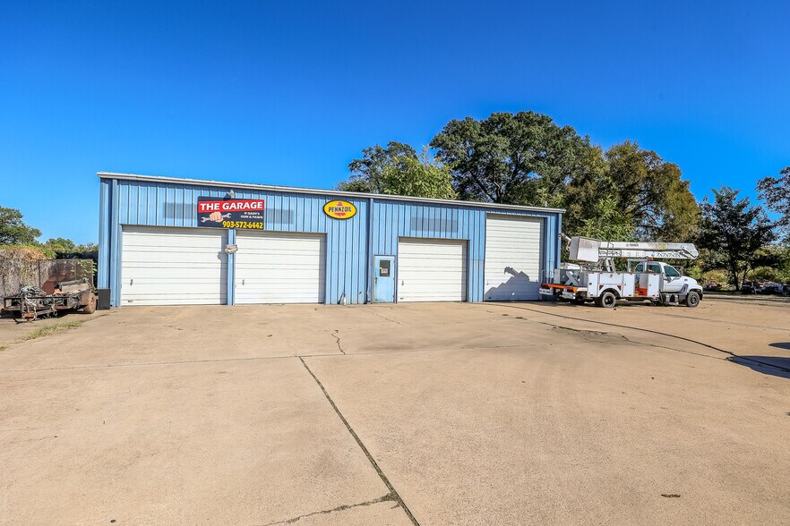 More Photos Of 1428 N Jefferson Ave, Mount Pleasant Freestanding For Sale