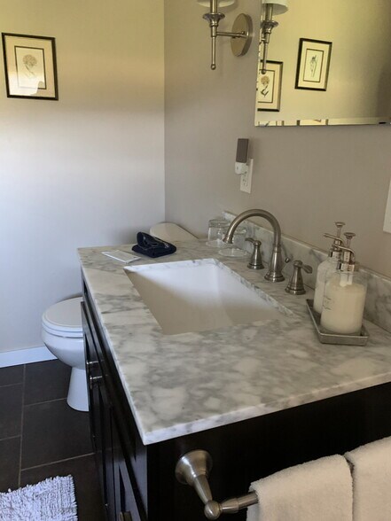 More Photos Of 548 Main St, Fryeburg Hotel For Sale