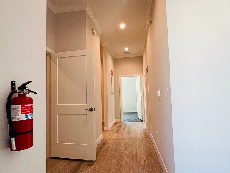 More Photos Of 2120 Prairie Dr, Prosper Medical For Sale