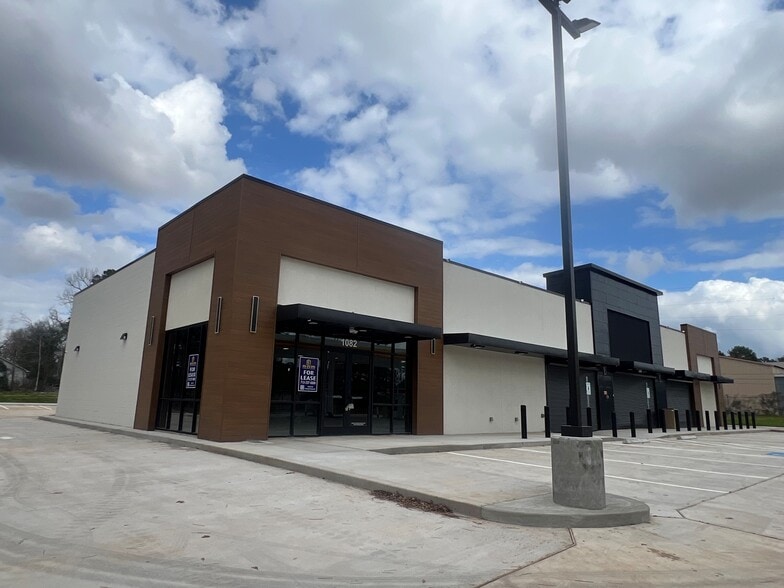 More Photos Of 1082 FM 830, Willis General Retail For Lease