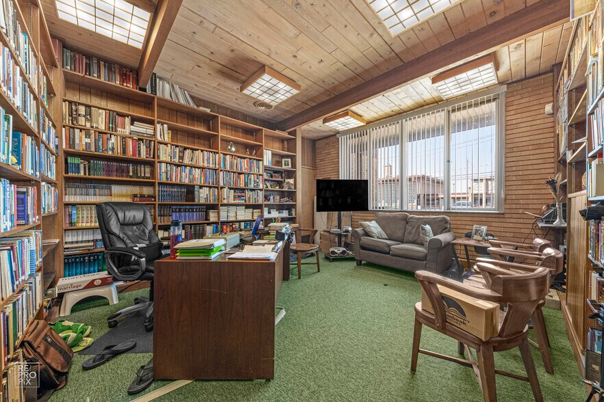 More Photos Of 3600 W 79th St, Chicago Religious Facility For Sale