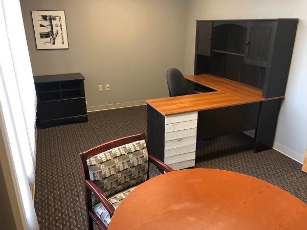 More Photos Of 5824 S 142nd St, Omaha Medical For Sale