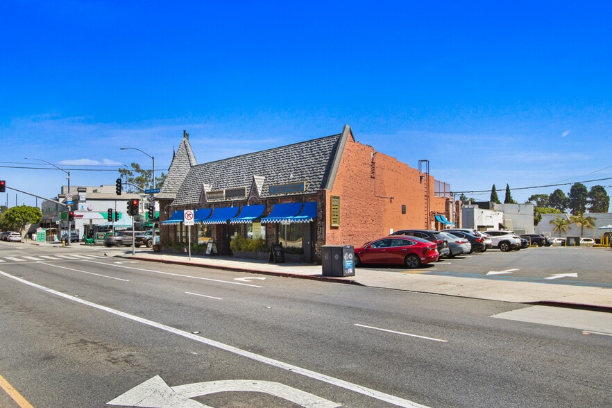 More Photos Of 2528-2538 San Vicente Blvd, Santa Monica Storefront For Lease