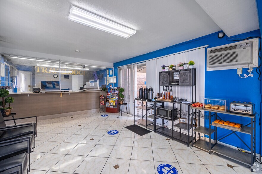 More Photos Of 2830 S Las Vegas Blvd, Las Vegas Hotel For Lease