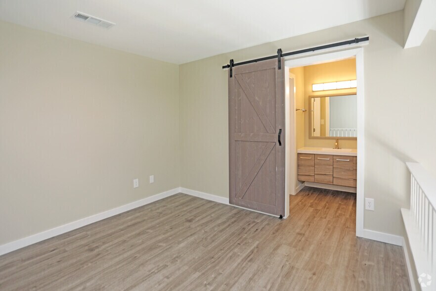 More Photos Of 1008 Rucker St, Greensboro Apartments For Sale