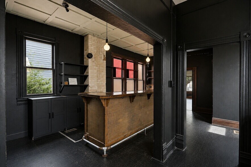 More Photos Of 318 Martinez St, San Antonio Storefront Retail Office For Lease