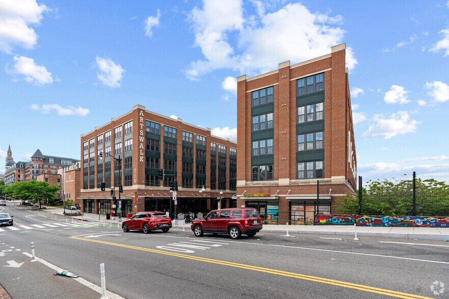 More Photos Of 625 Monroe St NE, Washington Apartments For Lease