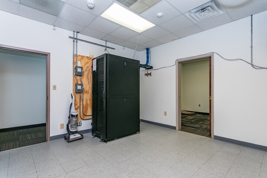 More Photos Of 1520 Mascoutah Ave, Belleville Office Residential For Sale