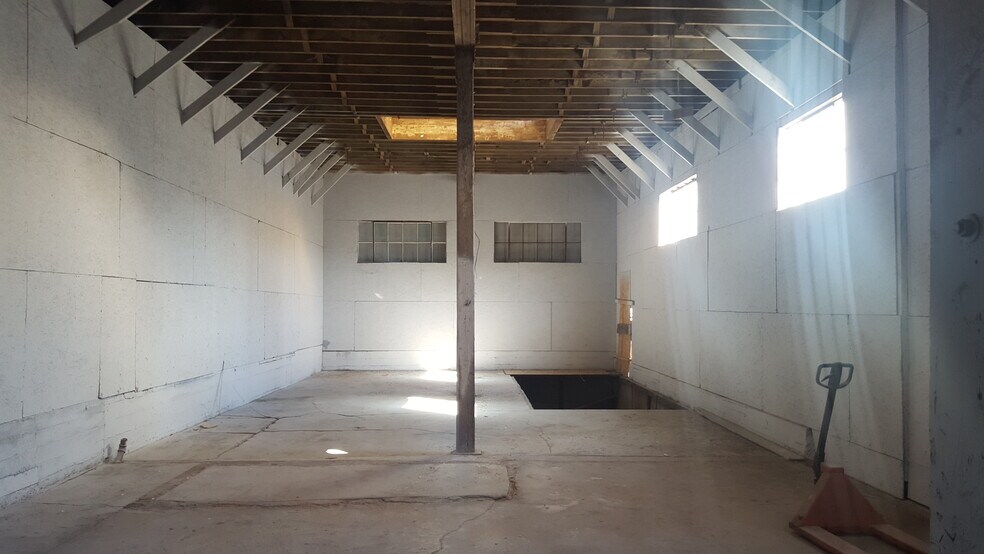More Photos Of 3407 Slauson Ave, Maywood Warehouse For Lease
