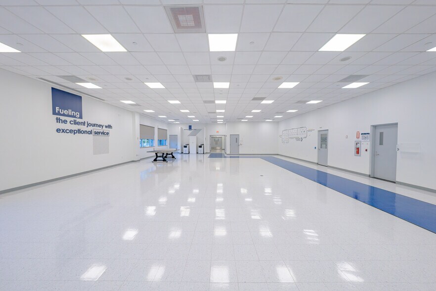 More Photos Of 2965 West Corporate Lakes Blvd, Weston Manufacturing For Lease
