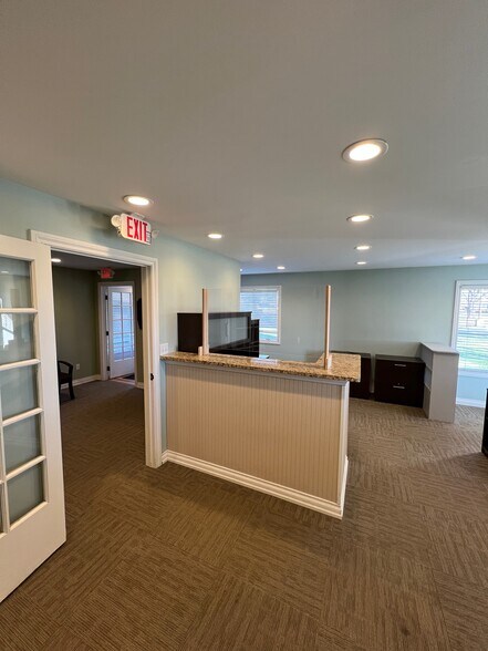 More Photos Of 64821-64845 Van Dyke ave, Washington Medical For Lease