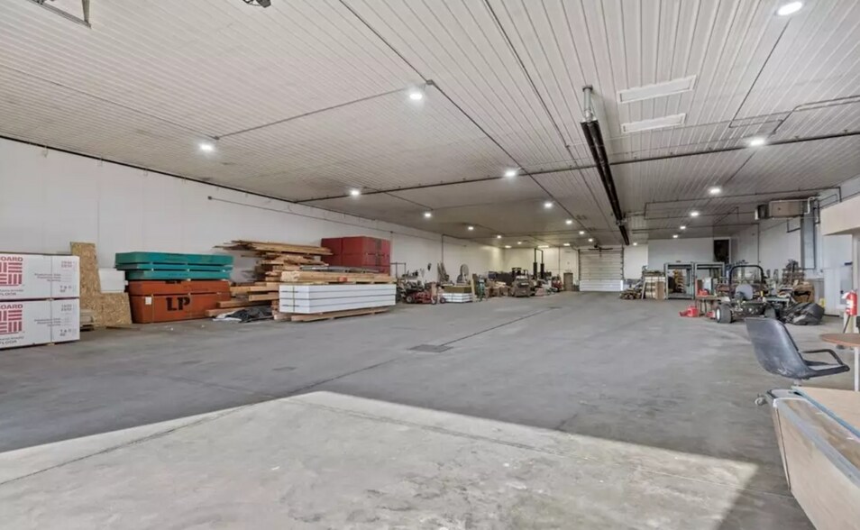 More Photos Of 212 Idaho St, Farrell Manufacturing For Sale