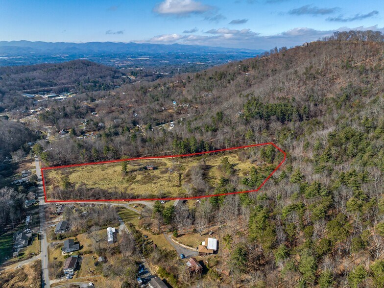 More Photos Of 300 Baird Cove Rd, Asheville Land For Sale