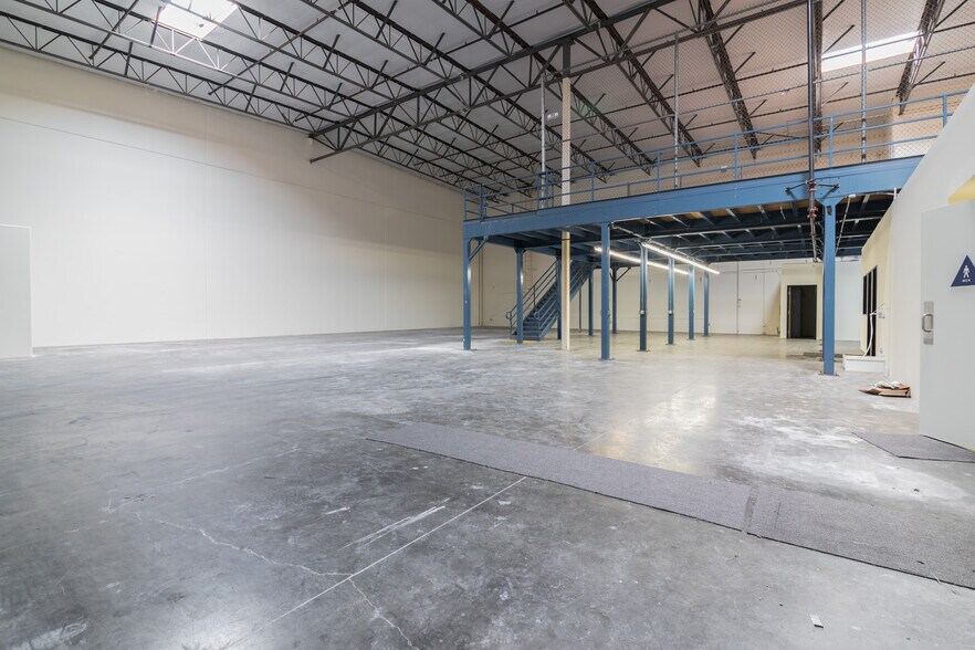 More Photos Of 1251 Puerta Del Sol, San Clemente Warehouse For Sale