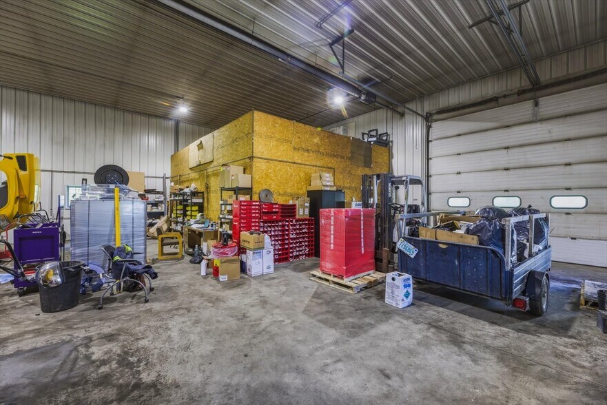 More Photos Of 1071 NH-12, Westmoreland Warehouse For Sale