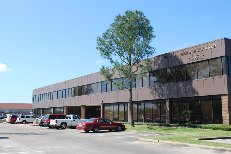 More Photos Of 87 I-10, Beaumont Office For Lease