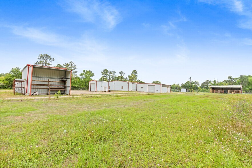 More Photos Of 516 FM 3083 Rd, Conroe Industrial For Lease