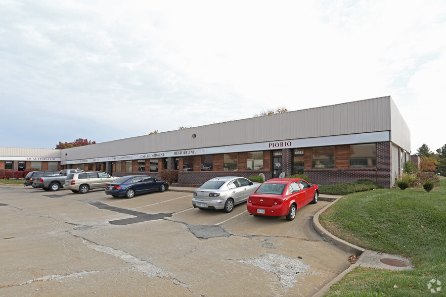 Primary Photo Of 10659-10683 Widmer Rd, Lenexa Light Manufacturing For Lease