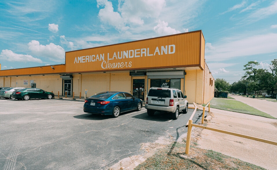 More Photos Of 11320 Homestead Rd, Houston Supermarket For Sale