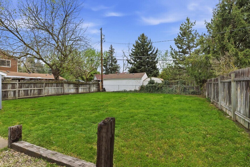 More Photos Of 2815 W Moore St, Boise Apartments For Sale