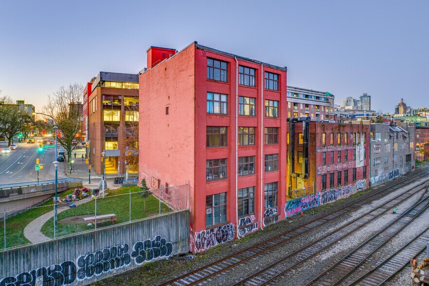 More Photos Of 191-195 Alexander St, Vancouver Office For Sale