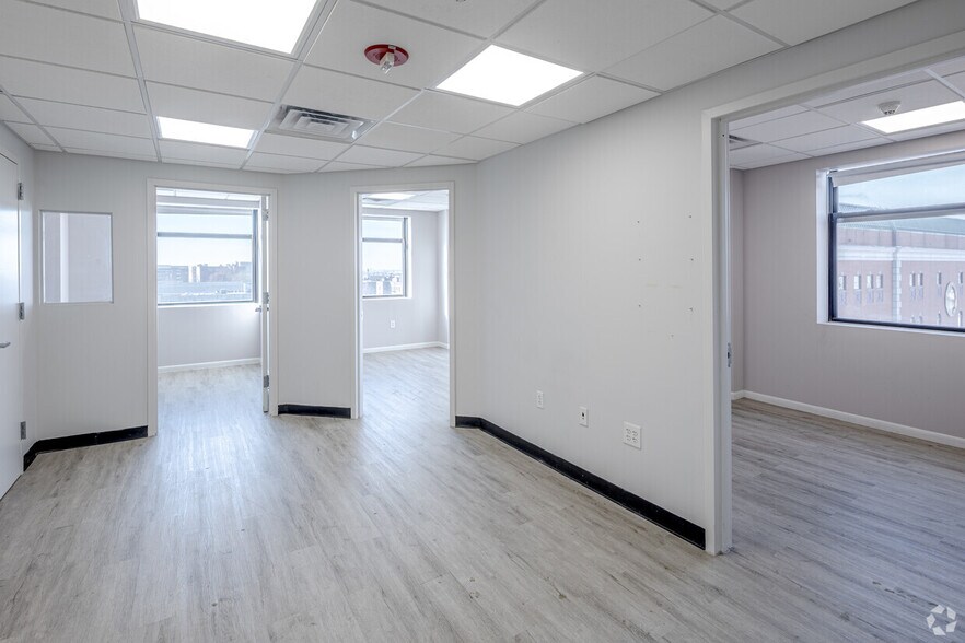 More Photos Of 35 Journal Sq, Jersey City Medical For Lease