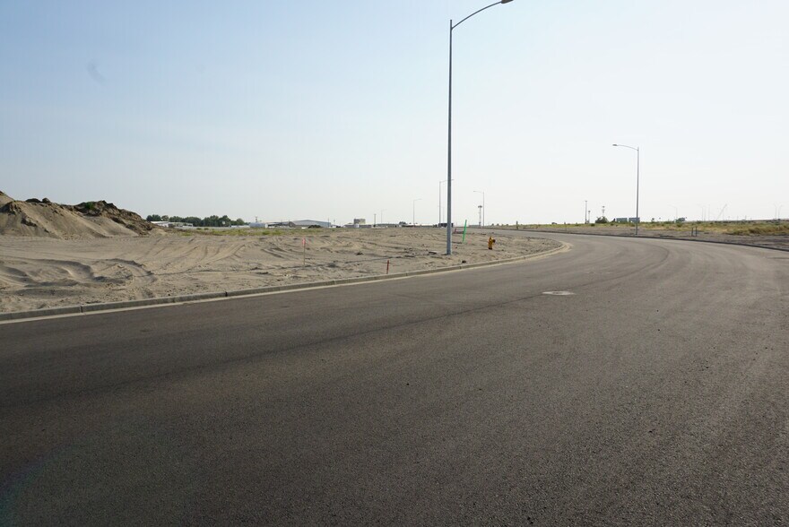 More Photos Of BSP 2022-03 Adams Street, Pasco Land For Sale