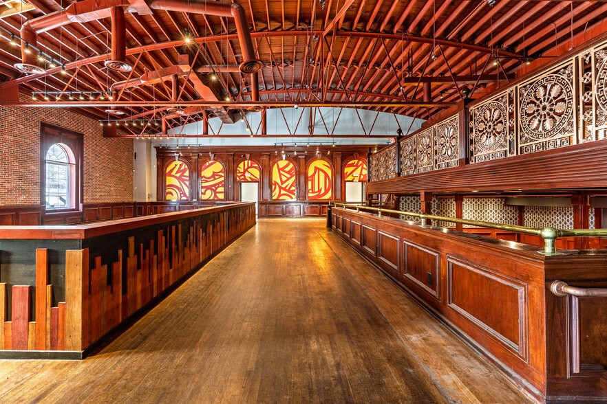 More Photos Of 249 Ponce De Leon Ave NE, Atlanta Restaurant For Sale