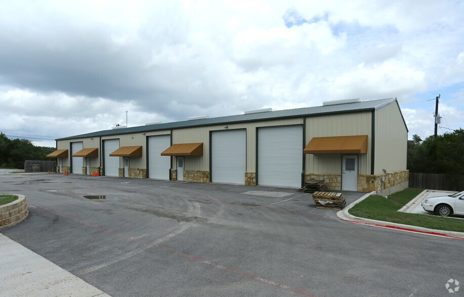 Primary Photo Of 4819 R O Dr, Spicewood Warehouse For Lease
