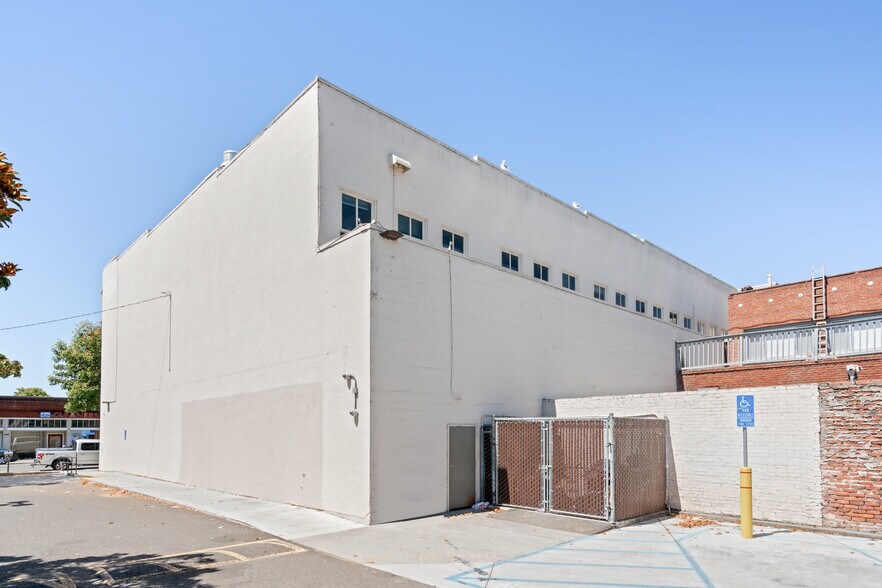 More Photos Of 2411 Santa Clara Ave, Alameda Bank For Lease