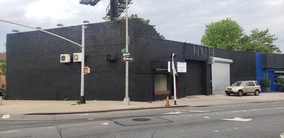 More Photos Of 286-294 Hamilton Ave, Brooklyn Warehouse For Lease
