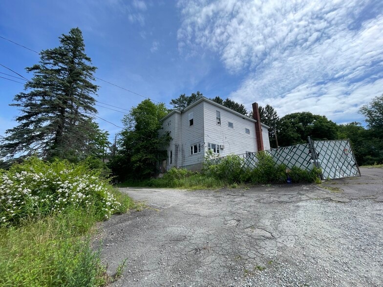 Primary Photo Of 786 Main St, Simpson Office For Sale