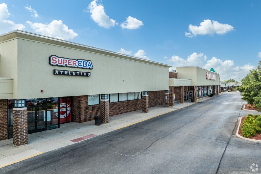 Primary Photo Of 7221-7401 Lemont Rd, Downers Grove Storefront For Lease