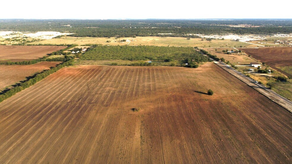 More Photos Of 250 County Road 216, Jarrell Land For Sale