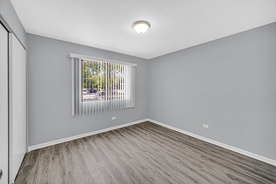 More Photos Of 725 E Glenwood Lansing Rd, Glenwood Apartments For Sale