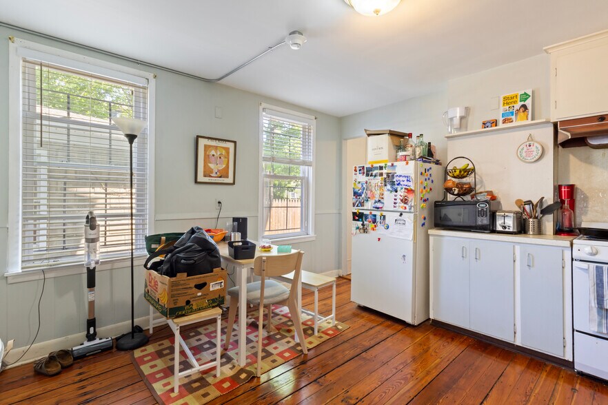 More Photos Of 176 Williams St, Providence Apartments For Sale