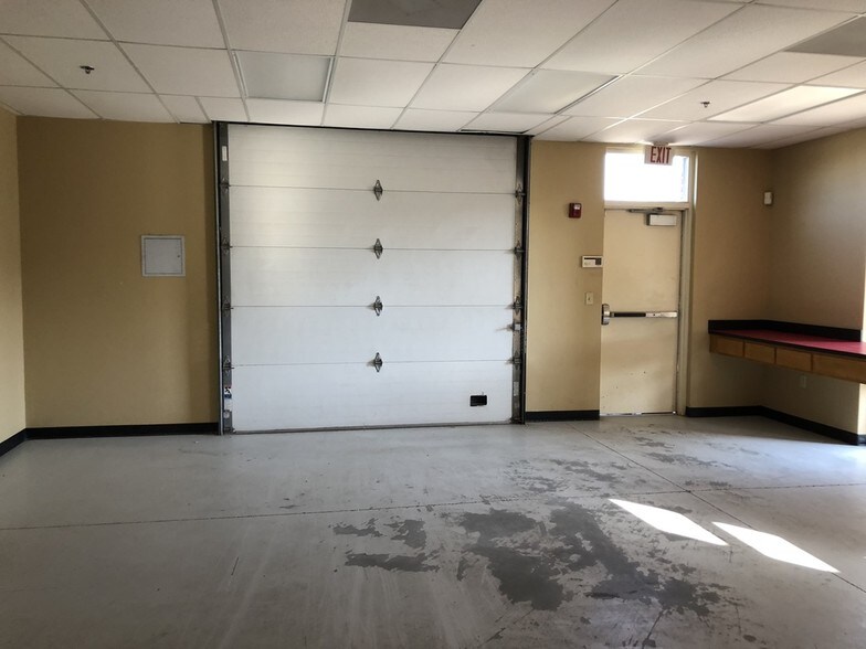 More Photos Of 4101 S Shary Rd, Mission Office For Lease