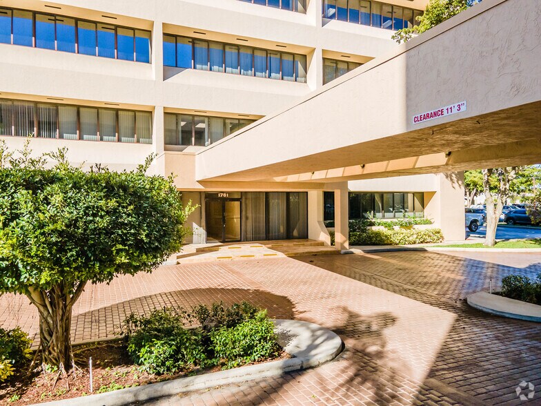 More Photos Of 300 Lock Rd, Deerfield Beach Unknown For Lease